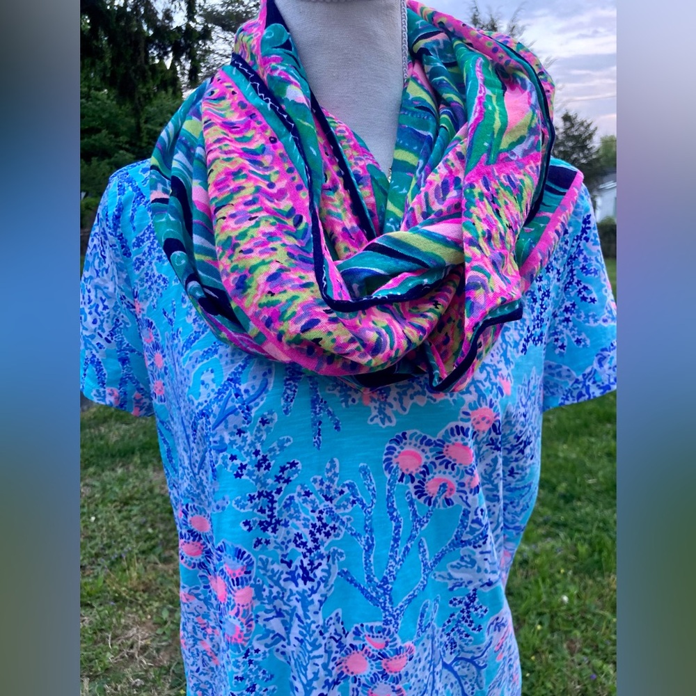 Lilly Pulitzer Vibrant Tropical Print Infinity Scarf Resort Luxury Vintage EUC - Picture 13 of 14